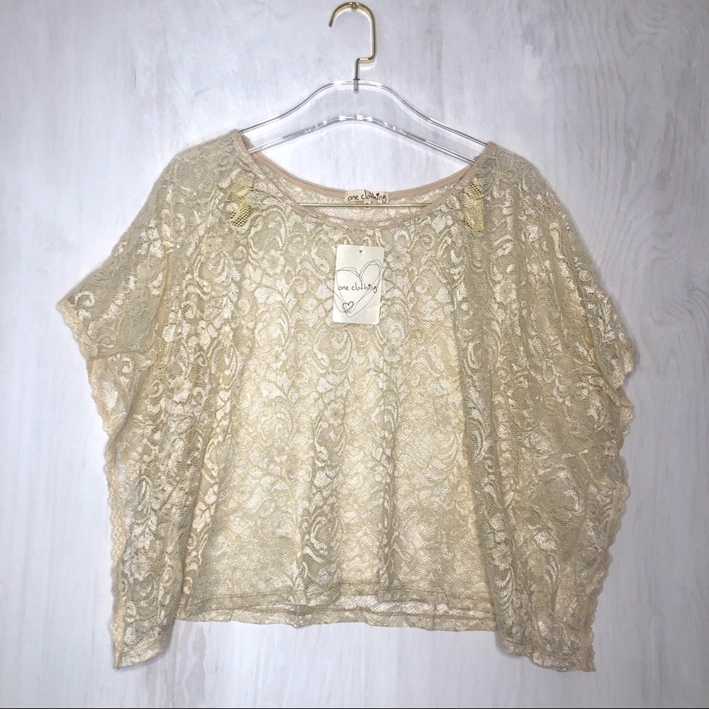 Ivory Lace Top. - Picture 1 of 8